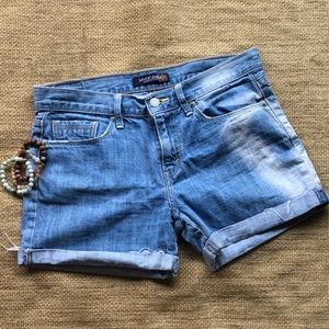 Levi’s jean shorts
